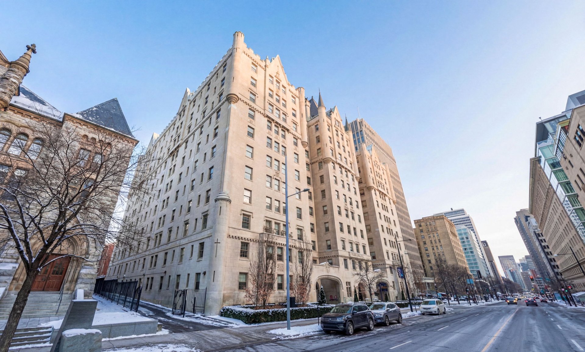 Joelle Bitar / #16059548