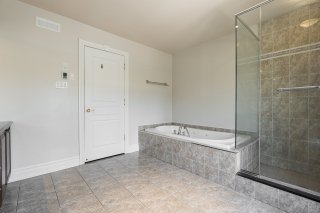 Salle de bains attenante à la CCP