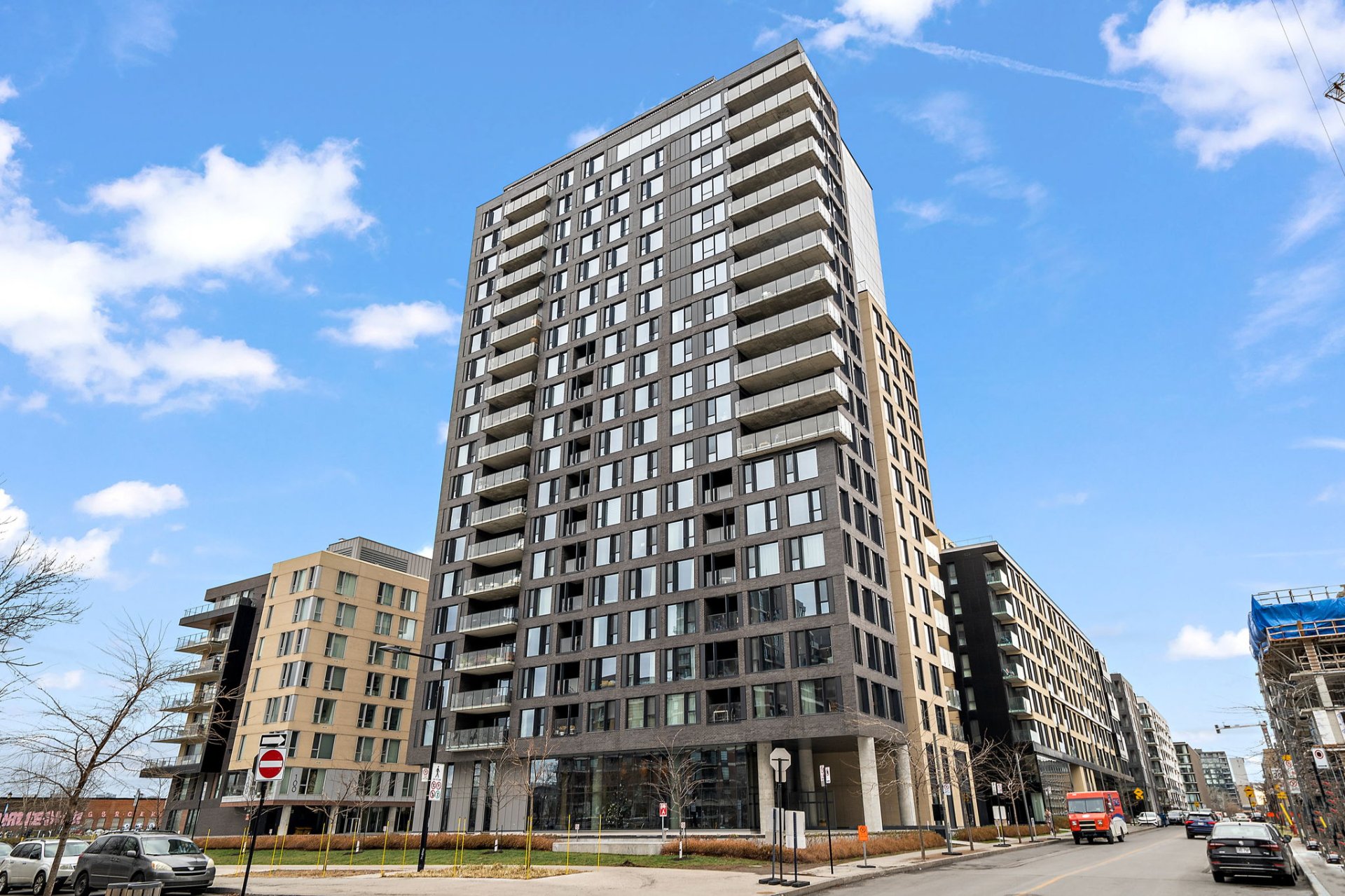 #306 - 1458 Rue des Bassins