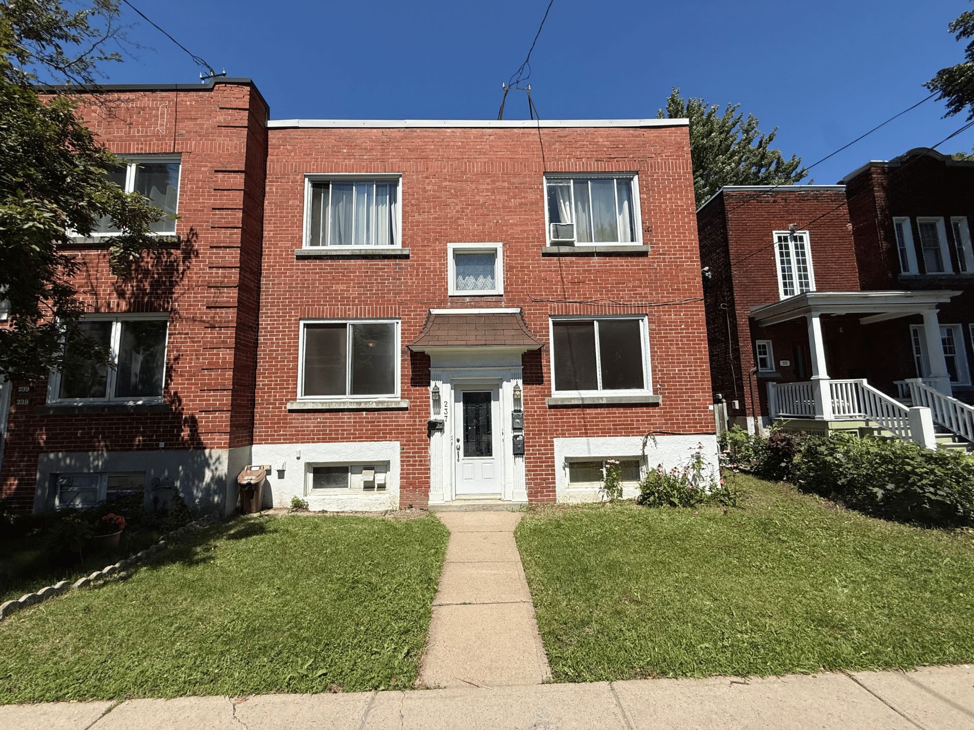 237 Av. Westminster N.