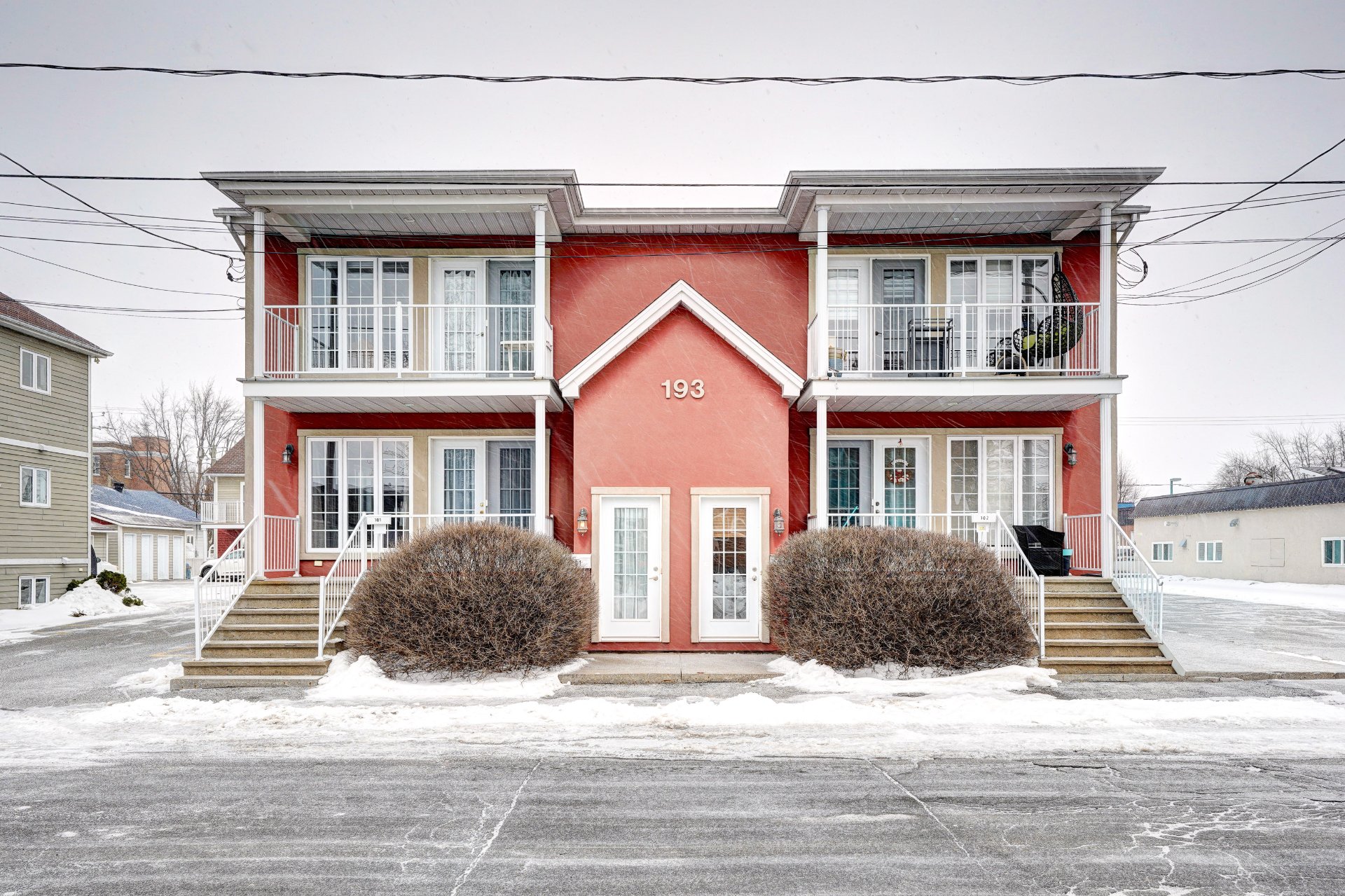 #201 - 193 Rue St-François