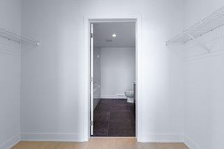 Walk-in closet