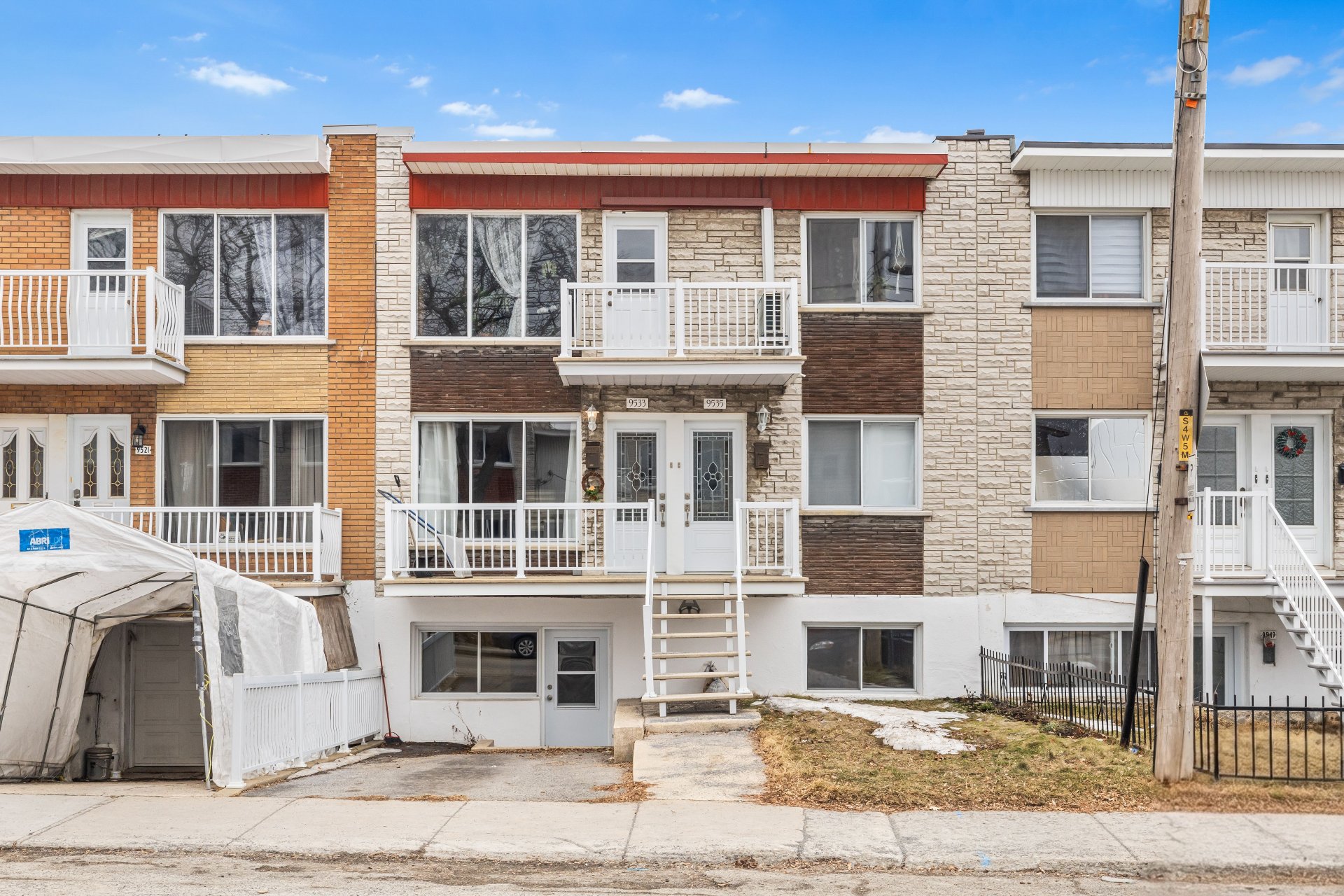 9533 Rue de Marseille