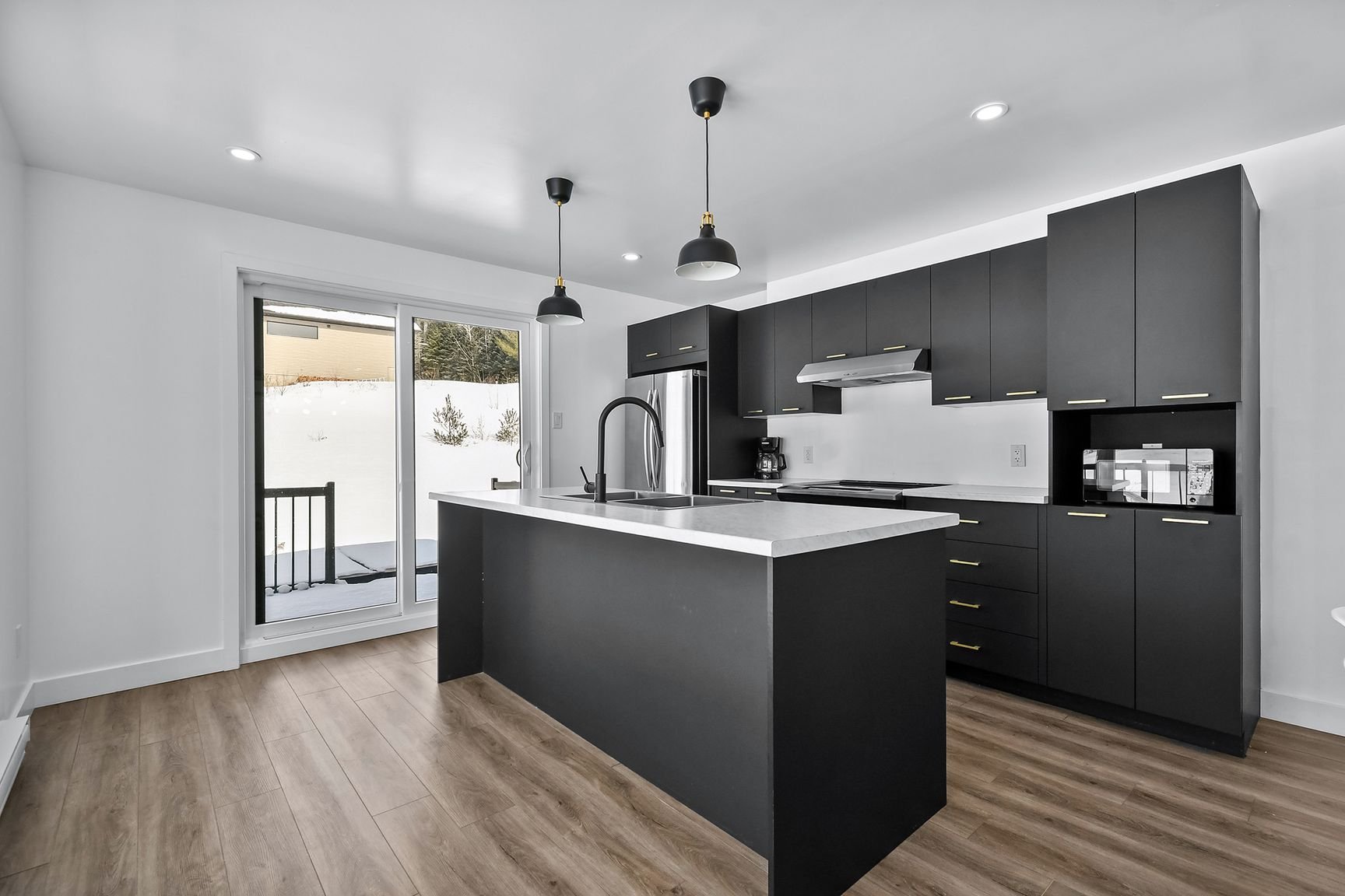71 Av. des Oeuvres