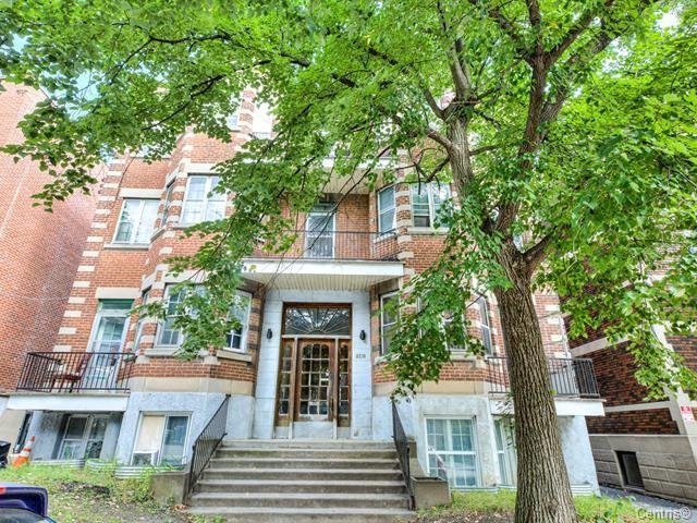 3210 Boul. Édouard-Montpetit