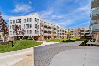 #314 - 814 2e Avenue