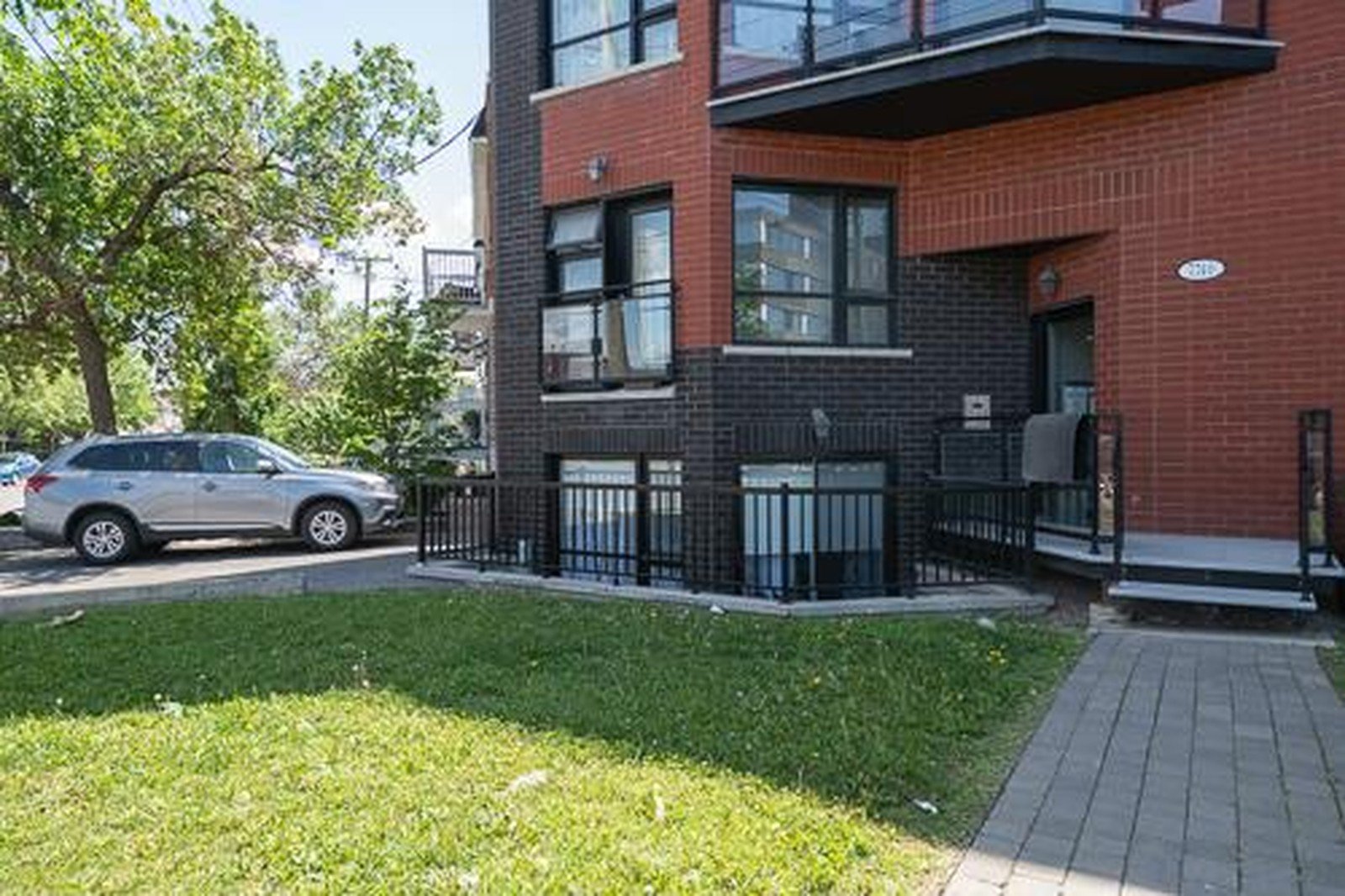 #302 - 7740 Boul. St-Michel