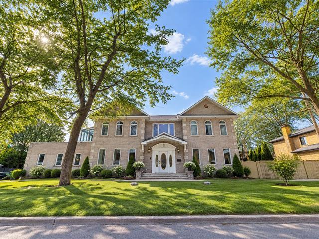 252 Alice-Carrière Street