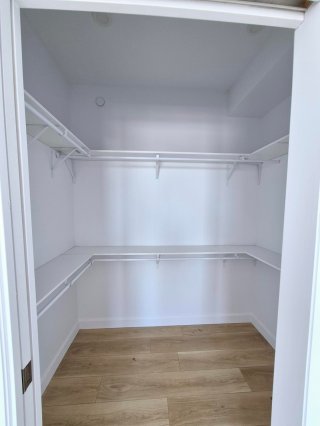 Walk-in closet