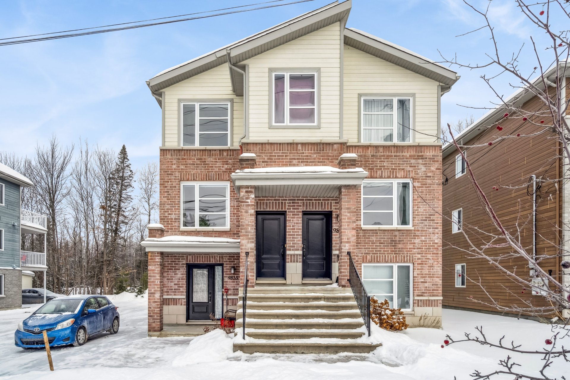 9837 Rue Henri-Piché