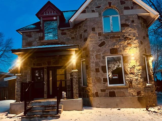 12380 Rue Notre-Dame E.