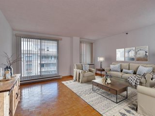 #862 - 1077 Rue St-Mathieu