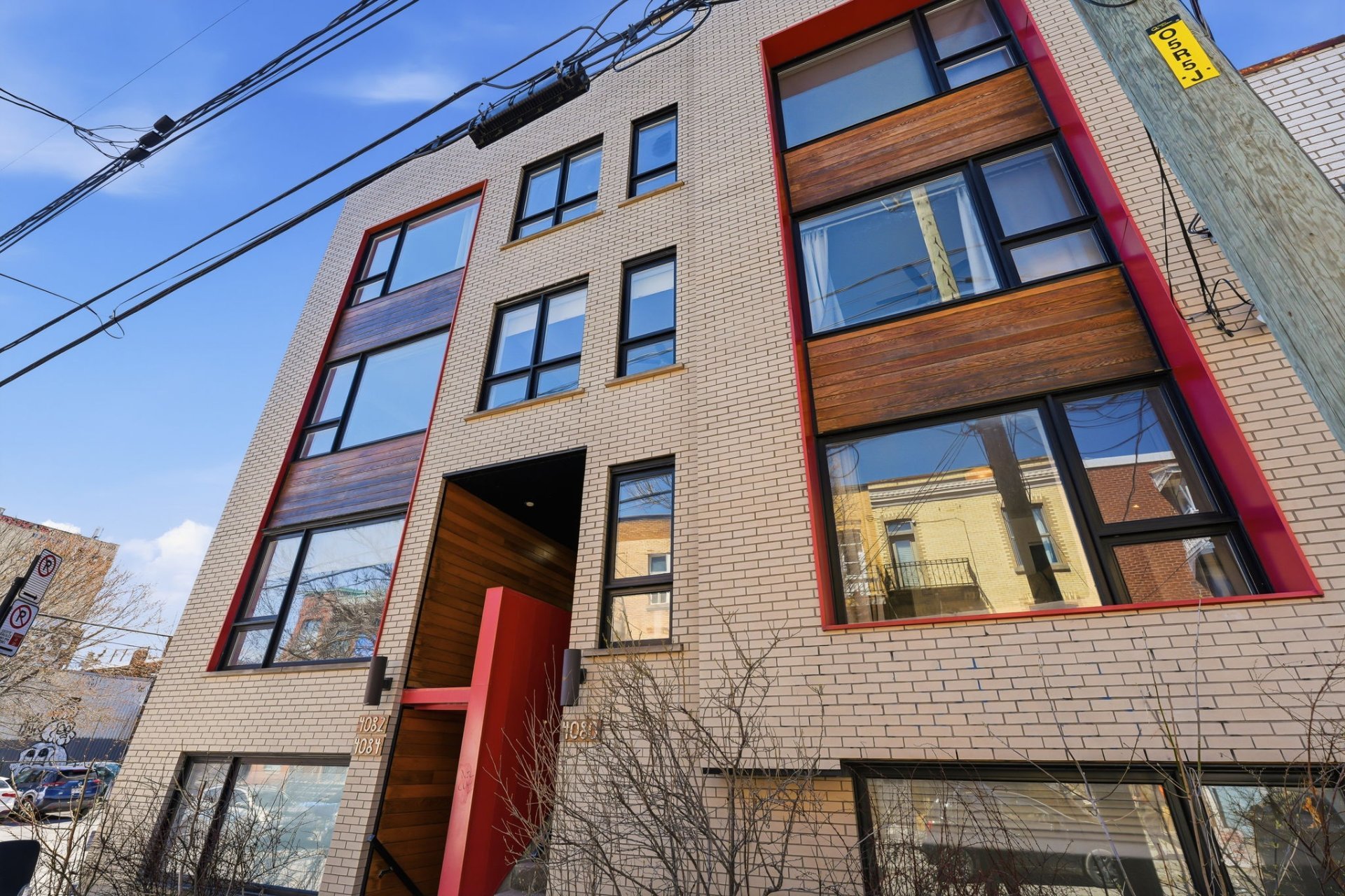 #102 - 4080 Rue St-Dominique