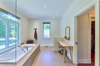 Salle de bains attenante à la CCP