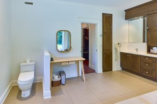 Salle de bains attenante à la CCP