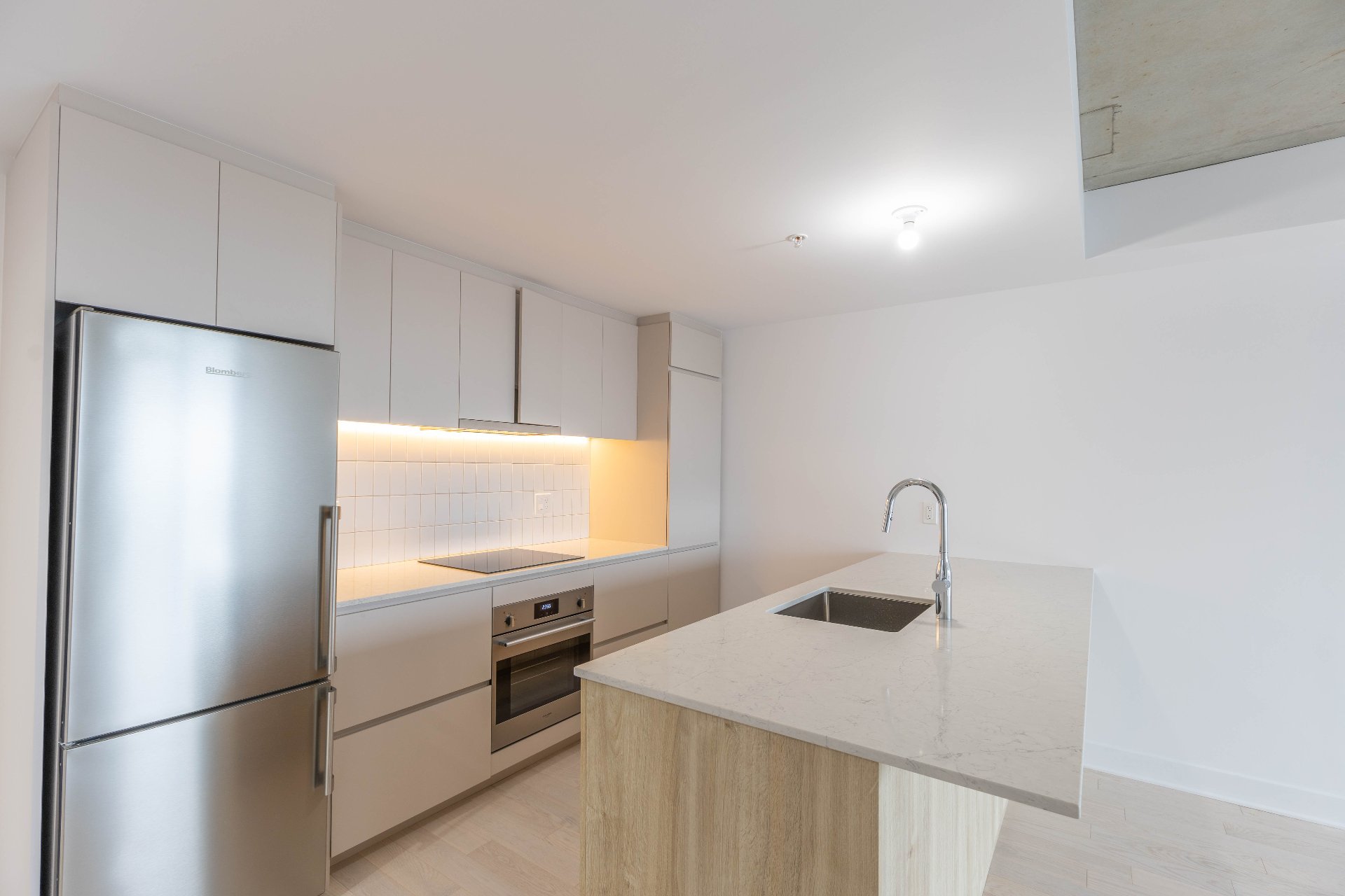 #1601 - 100 Rue Murray