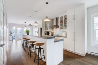 16210 Av. du Caddy