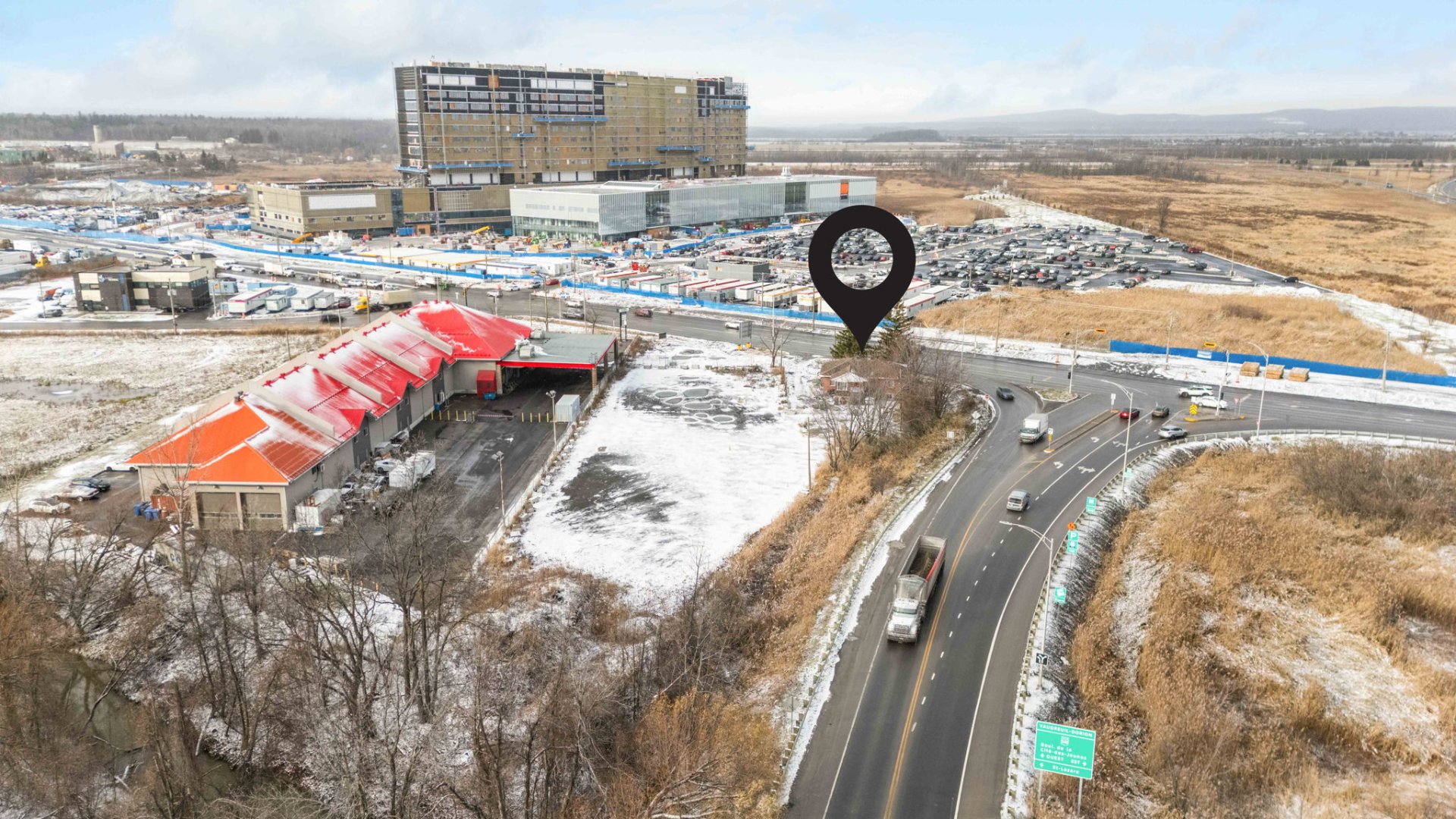 2039 - 2041 Boul. de la Cité-des-Jeunes