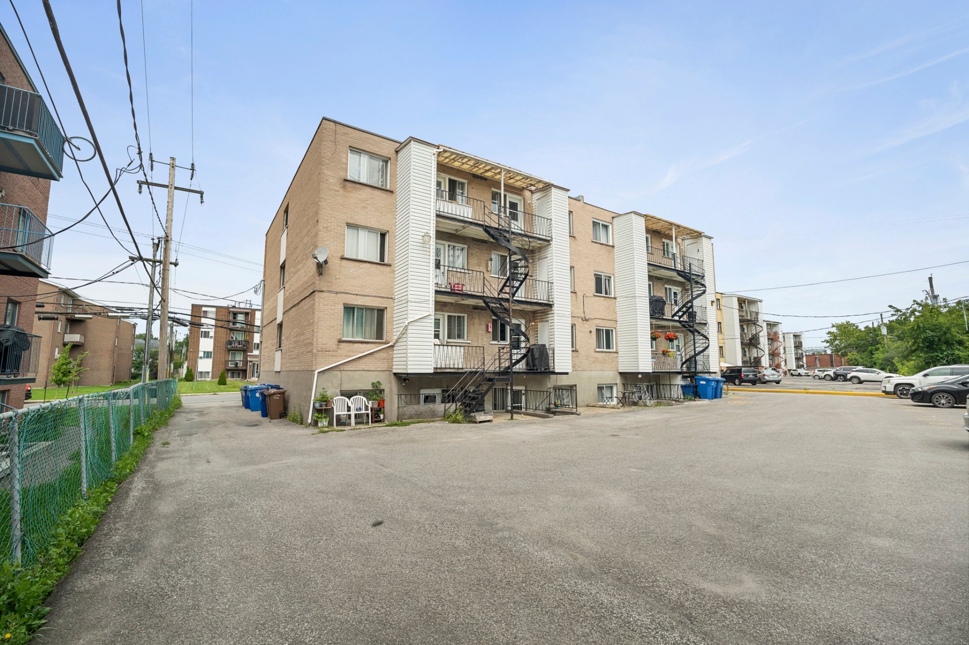 #8 - 36 Boul. St-Elzear O.