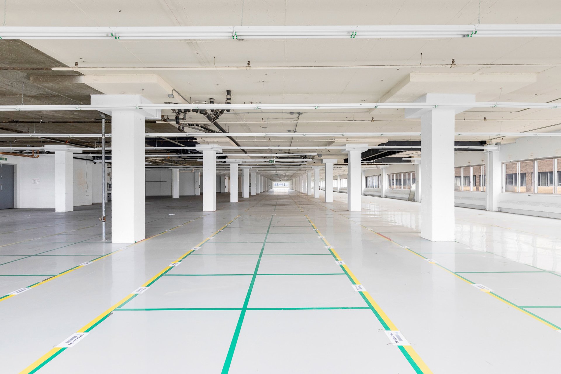 #700 - 333 Rue Chabanel O.