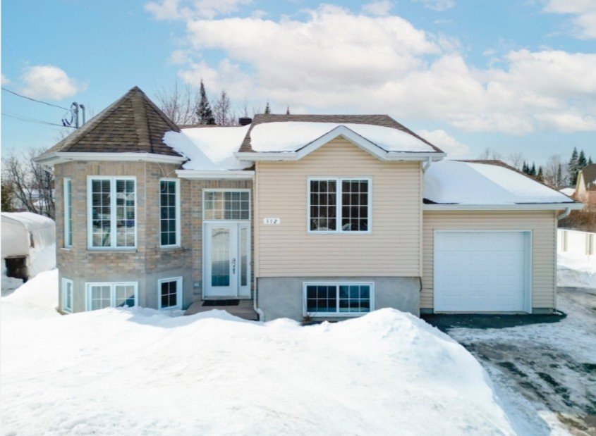 #A - 112 Rue de la Fabrique