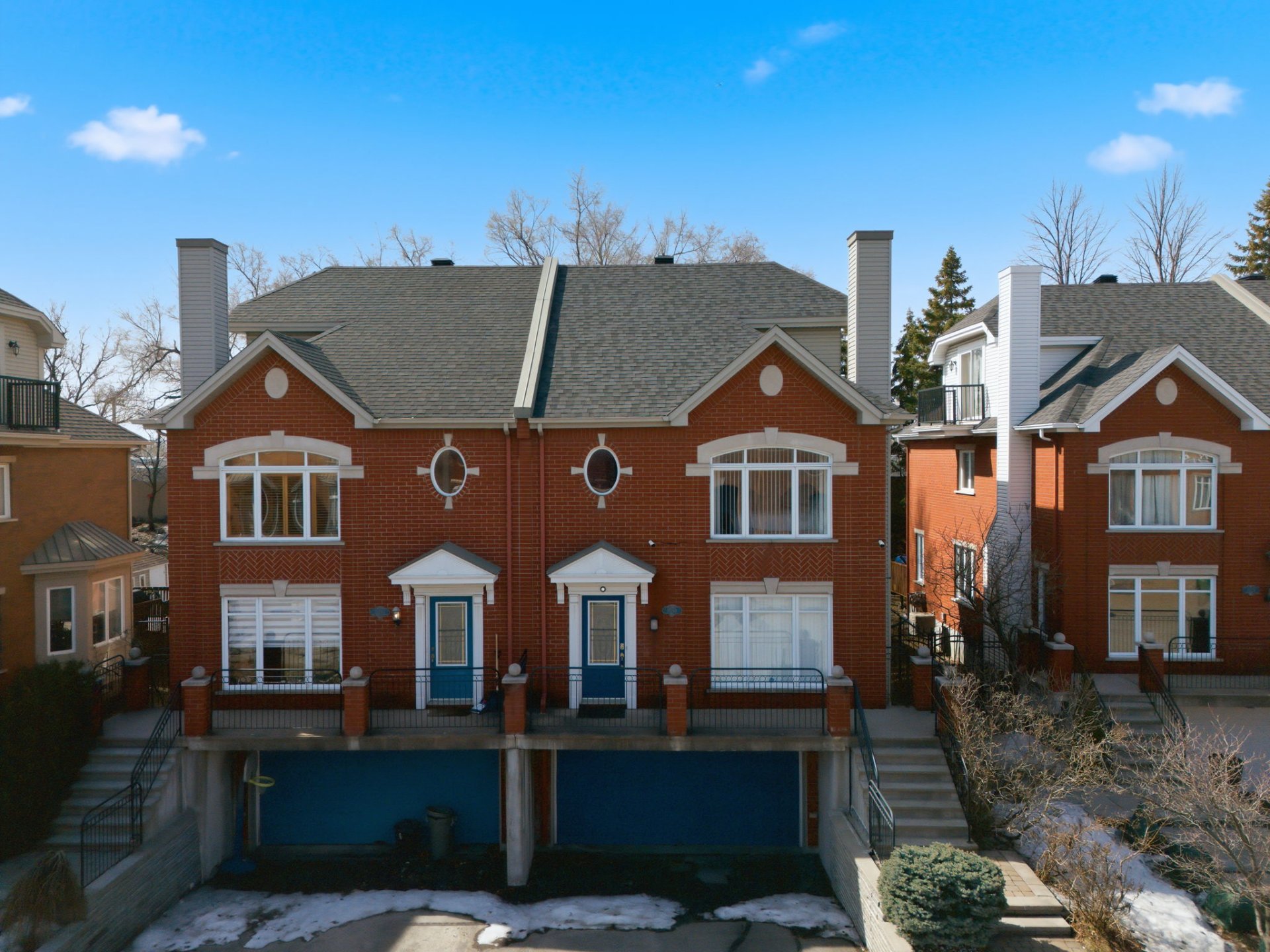 Joelle Bitar / #16865331