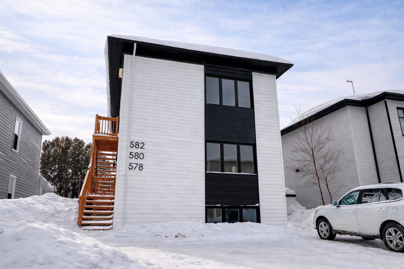 578 Rue Taschereau E.