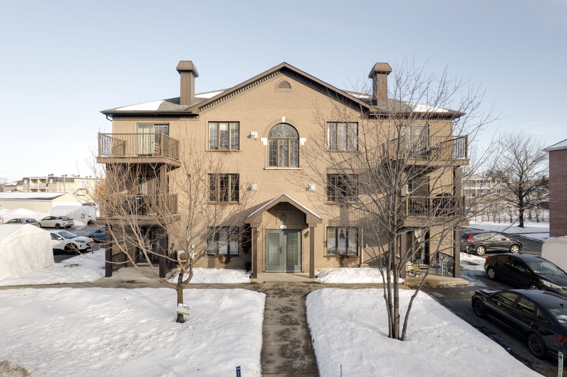 #5 - 1135 Av. Godefroy