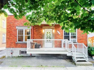 1570 Rue Leprohon