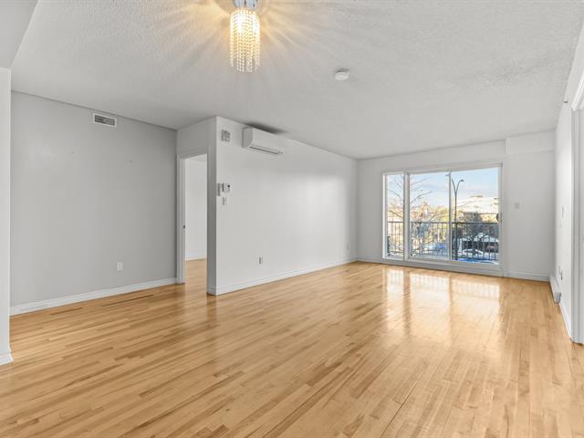 #202 - 10200 Boul. de l'Acadie