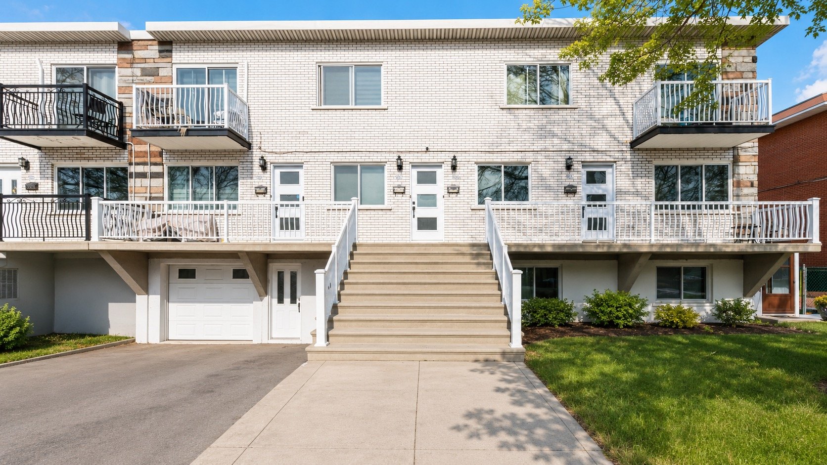 9053 Rue Le Royer