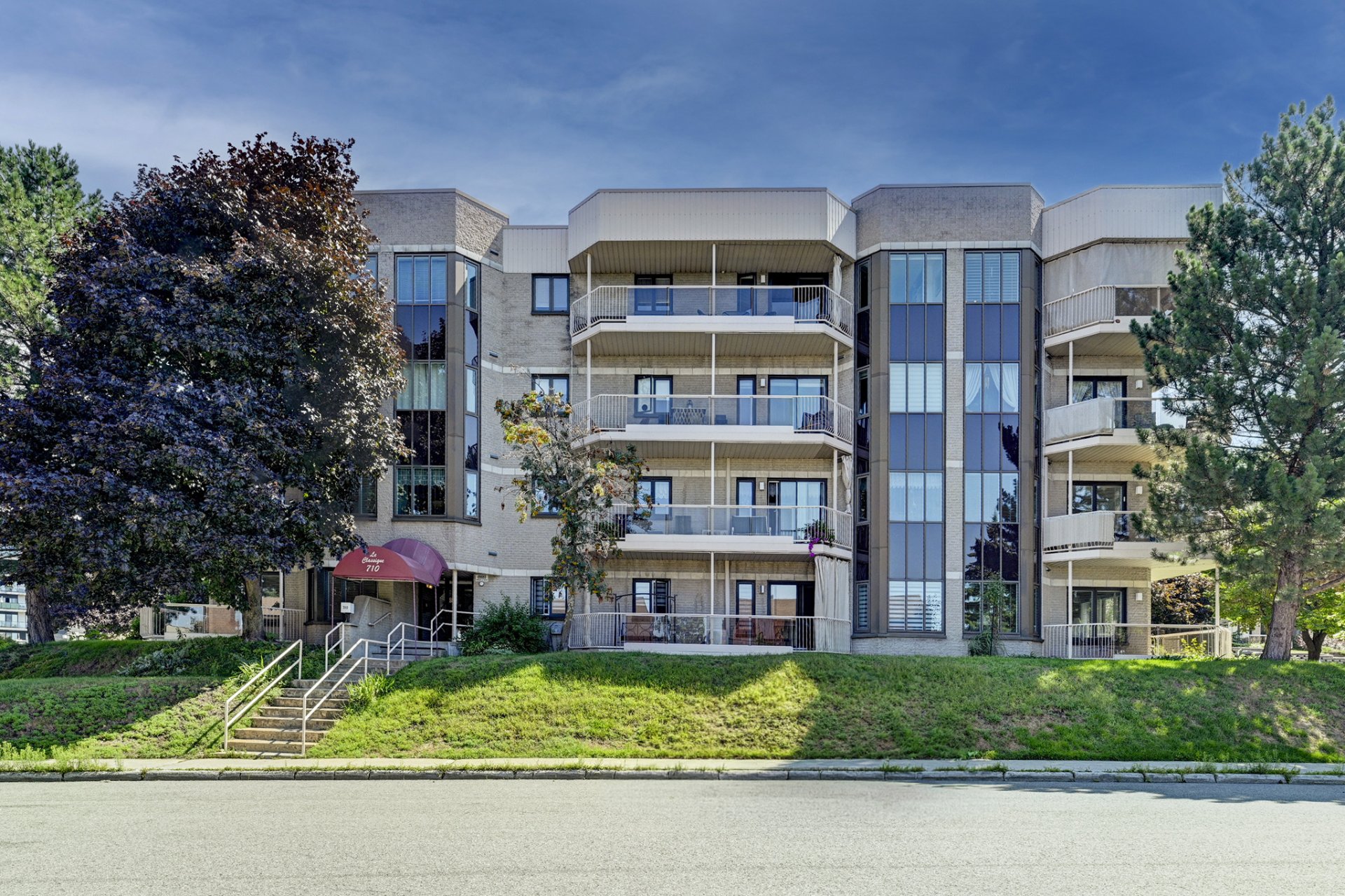 #204 - 710 Rue Léonard