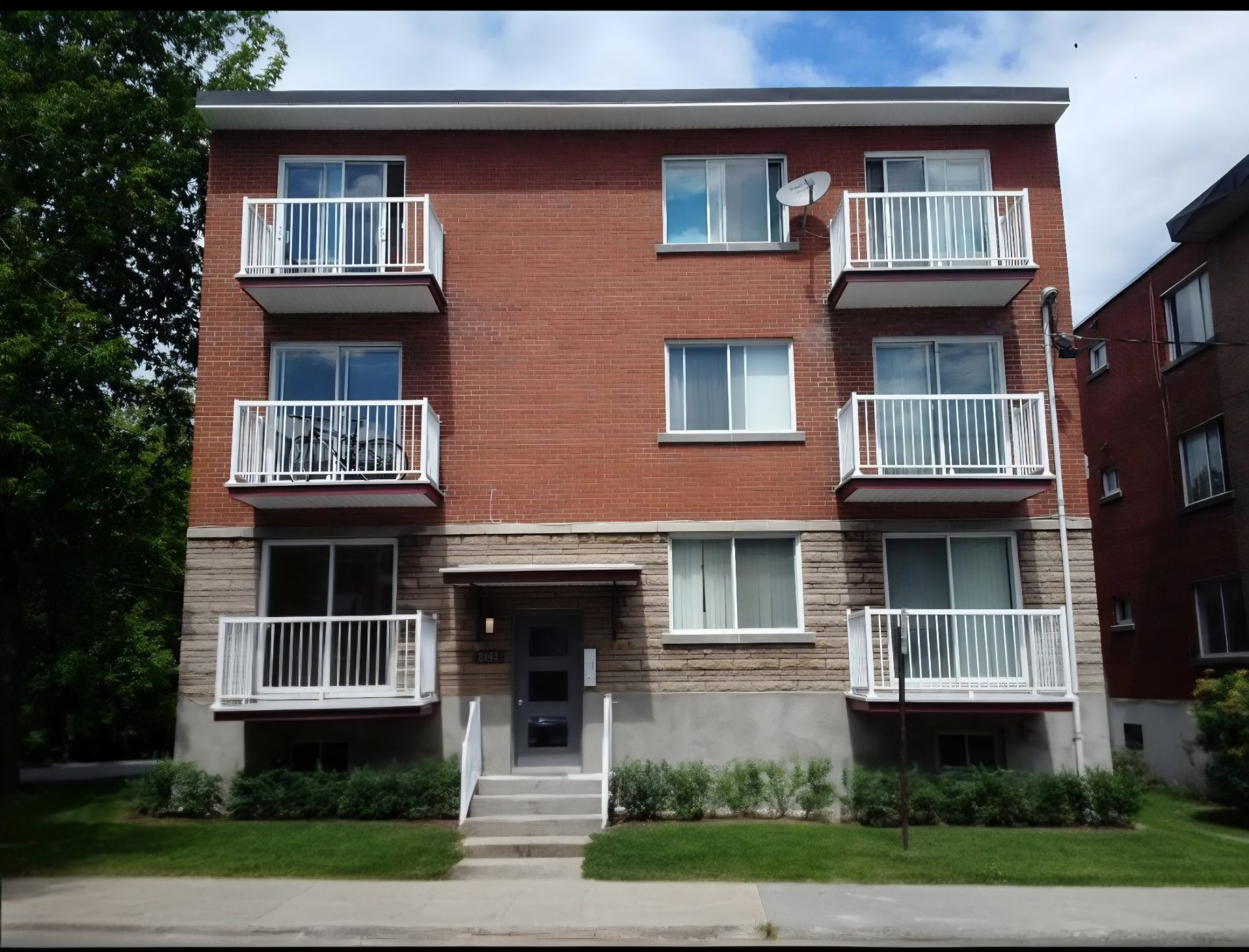 #1 - 2145 Av. Beaconsfield