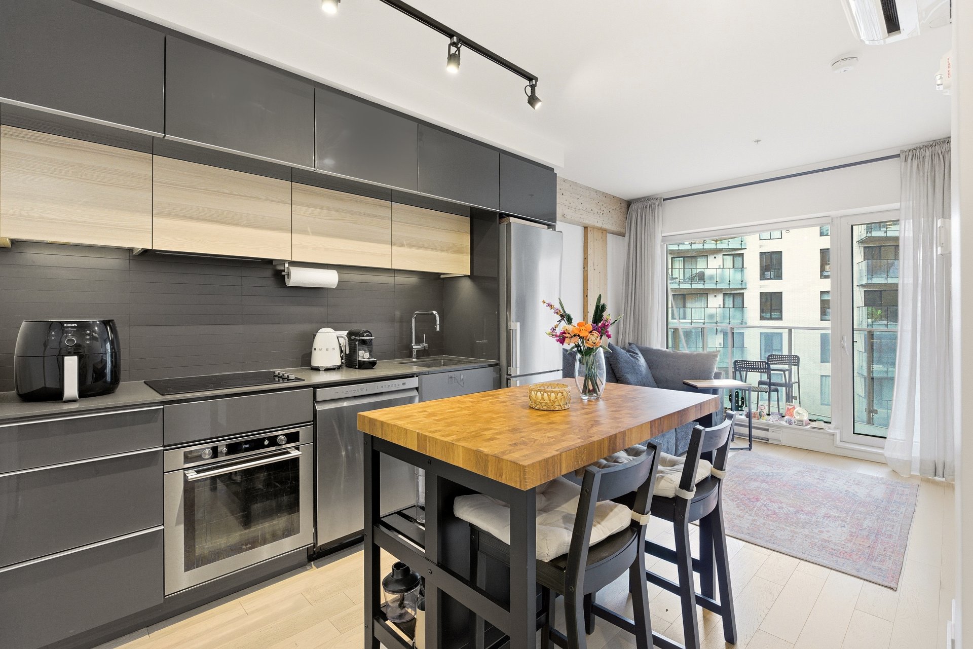 #612 - 350 Rue Eleanor