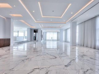 #610 - 7221 Rue Clark