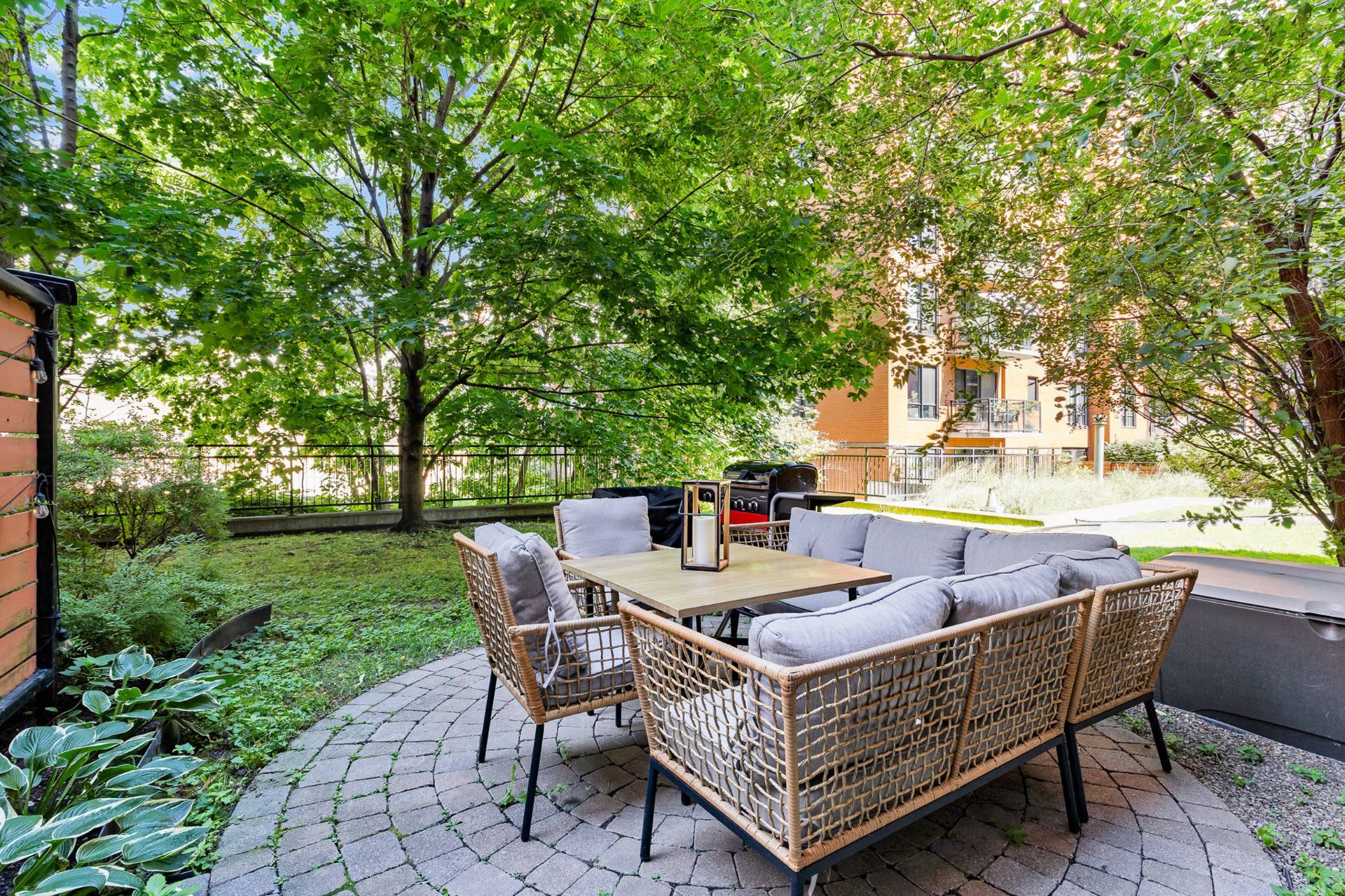 #106 - 1015 Rue William