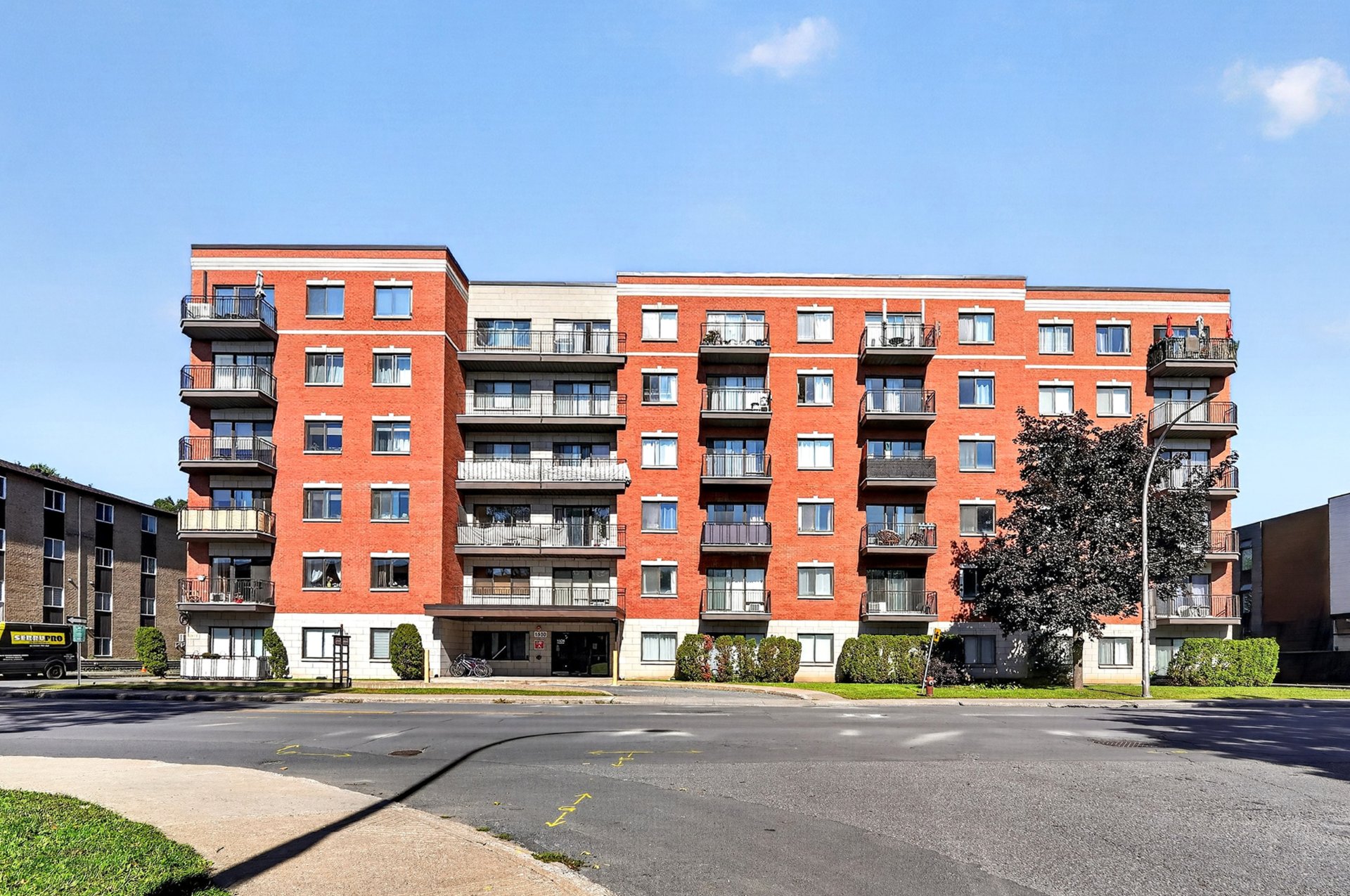 #507 - 1530 Av. Victoria