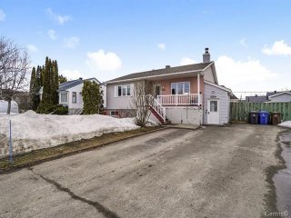 1531 Rue de Bruyères