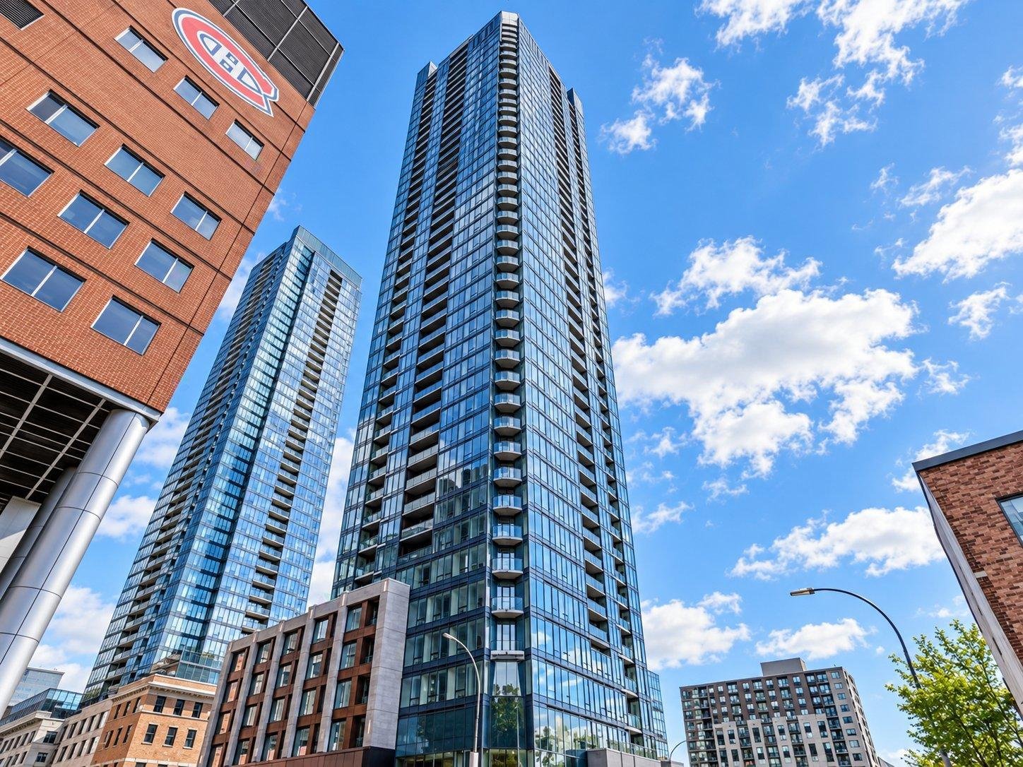 #1004 - 1288 Rue St-Antoine O.
