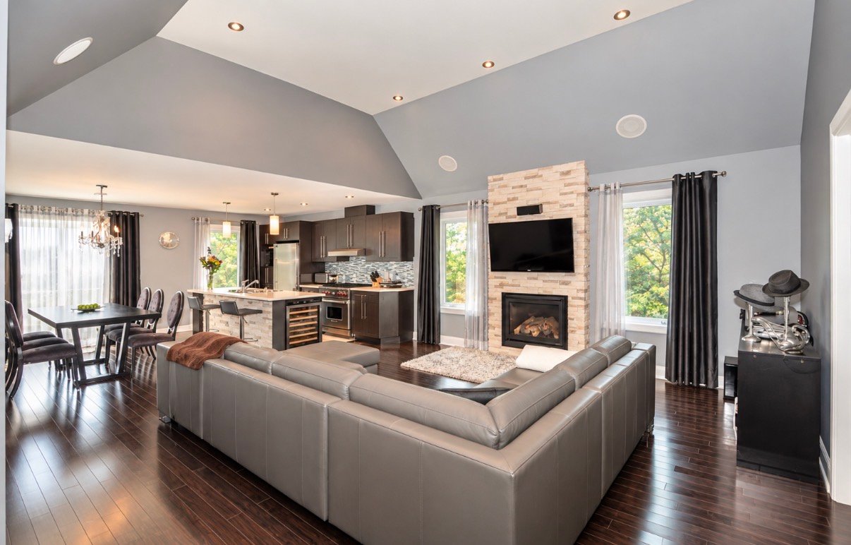 #6 - 808B Rue Notre-Dame