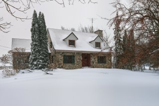 1166 La Grande-Caroline