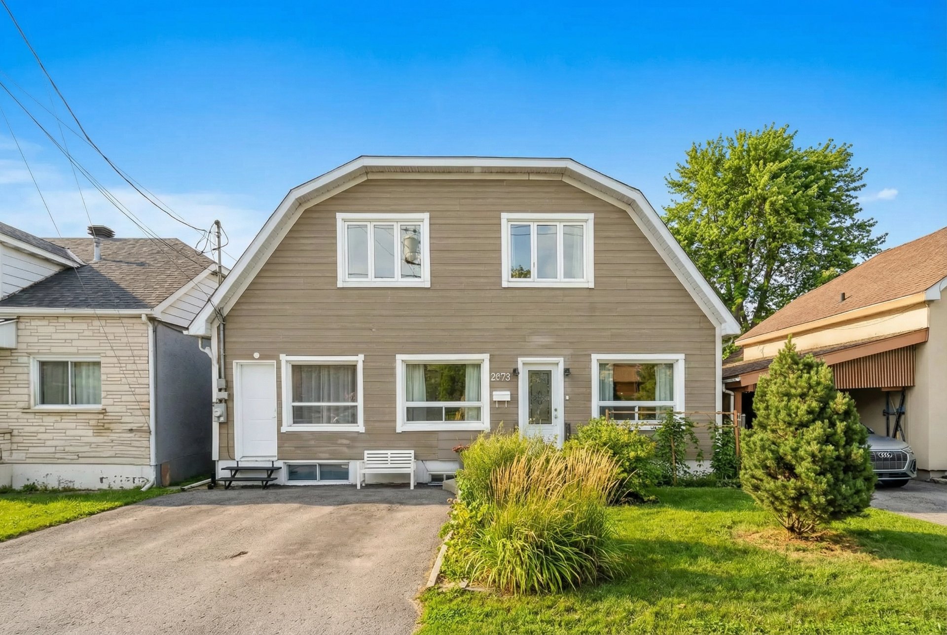9373 Rue Clément