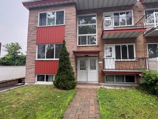 3219 Rue Noorduyn — photo 1