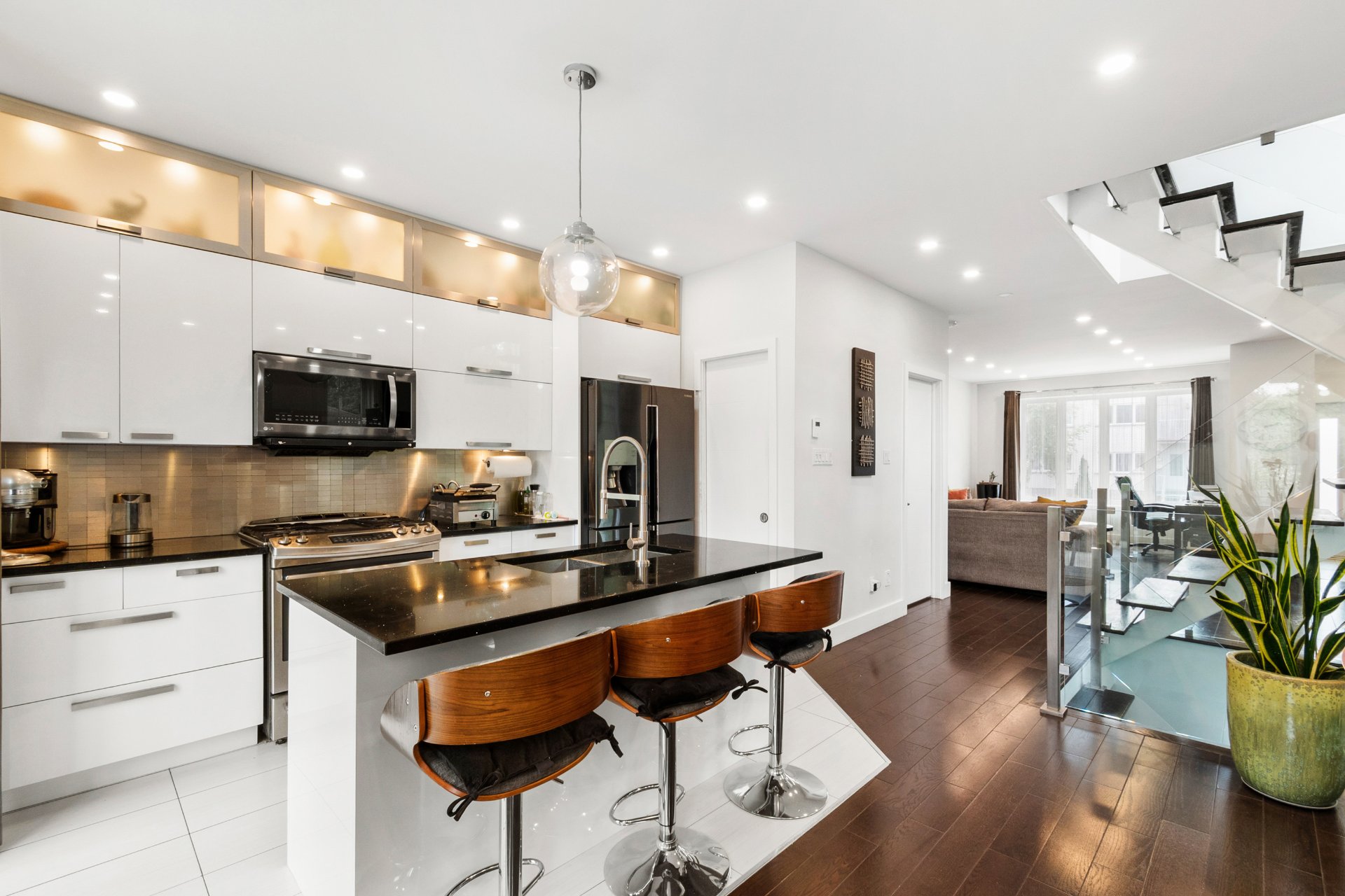 Property Image(s)