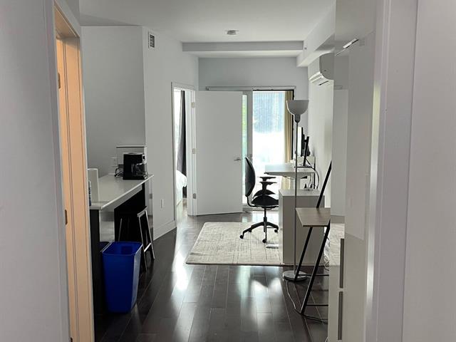 #308 - 2100 Boul. St-Laurent