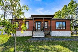 1560 Rue Hermann-Morin