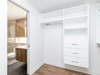 Walk-in closet