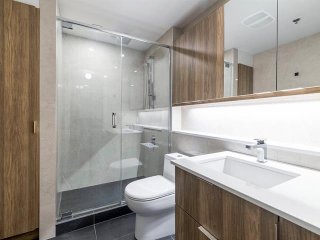 Ensuite bathroom