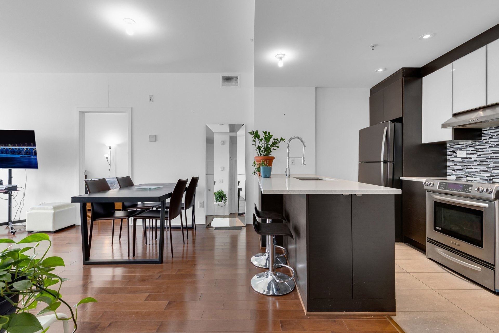 Property Image(s)