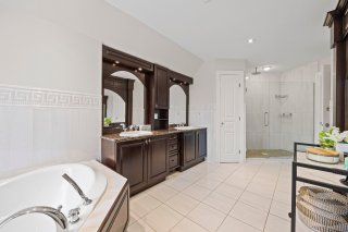 Salle de bains attenante à la CCP